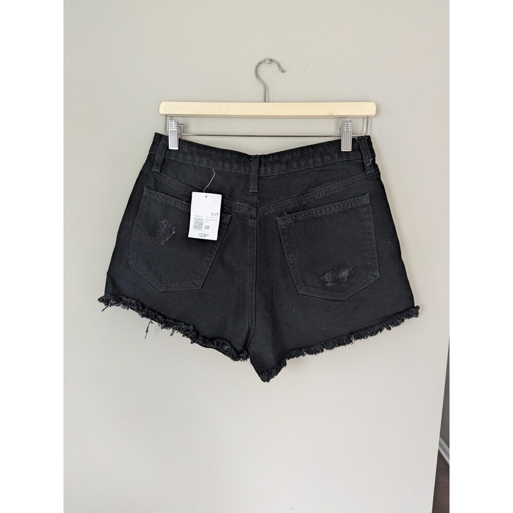 Forever 21 Premium NWT Black Studded Denim Distressed 100% Cotton Shorts Size 28 - Picture 5 of 7